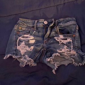 American Eagle ripped jean shorts size 00